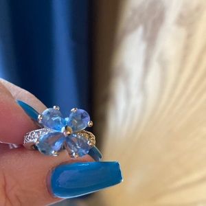 Blue topaz flower ring sterling silver